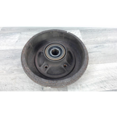 Tambour arriere droit RENAULT CLIO 2 PHASE 2 d’occasion