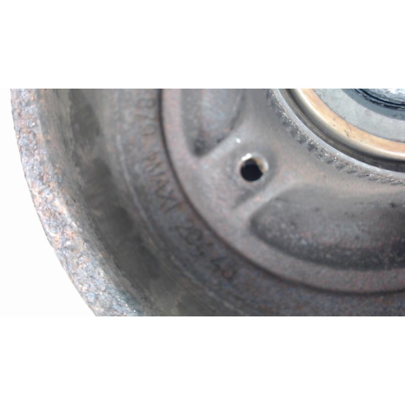 Tambour arriere droit RENAULT CLIO 2 PHASE 2 d’occasion