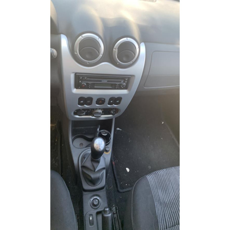 Porte avant gauche DACIA SANDERO 1 d’occasion