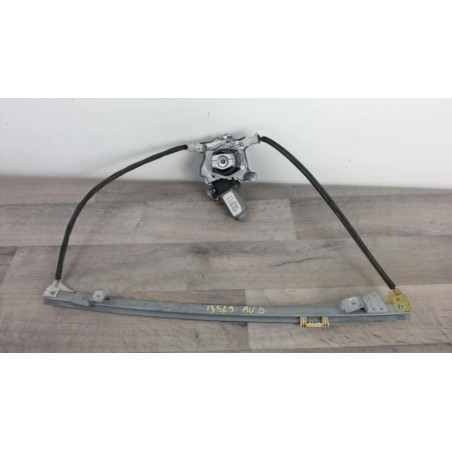 Leve vitre electrique avant droit RENAULT SCENIC 1 PHASE 2 d’occasion