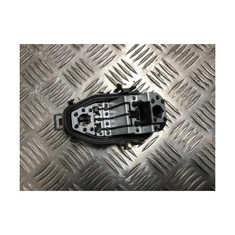 Platine feu arriere droit RENAULT CLIO 4 PHASE 1 d’occasion