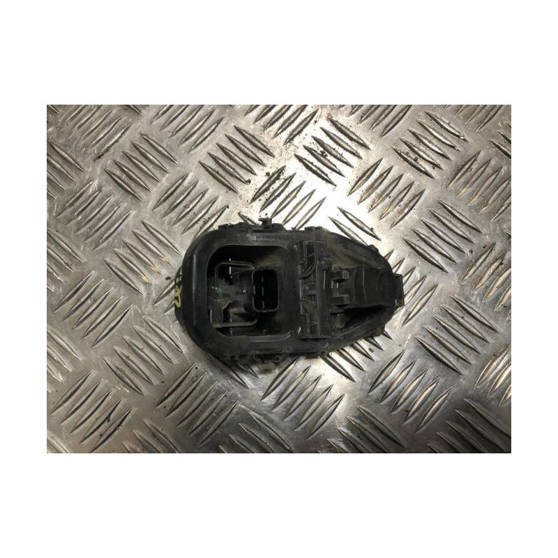 Platine feu arriere droit RENAULT CLIO 4 PHASE 1 d’occasion