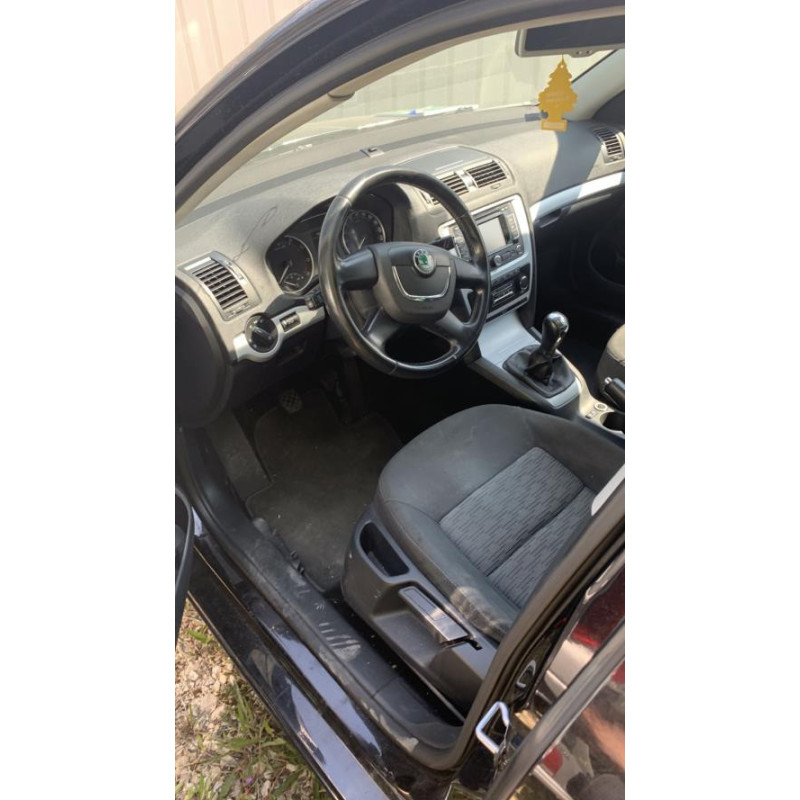 Porte avant gauche SKODA OCTAVIA 2 PHASE 2 BREAK d’occasion
