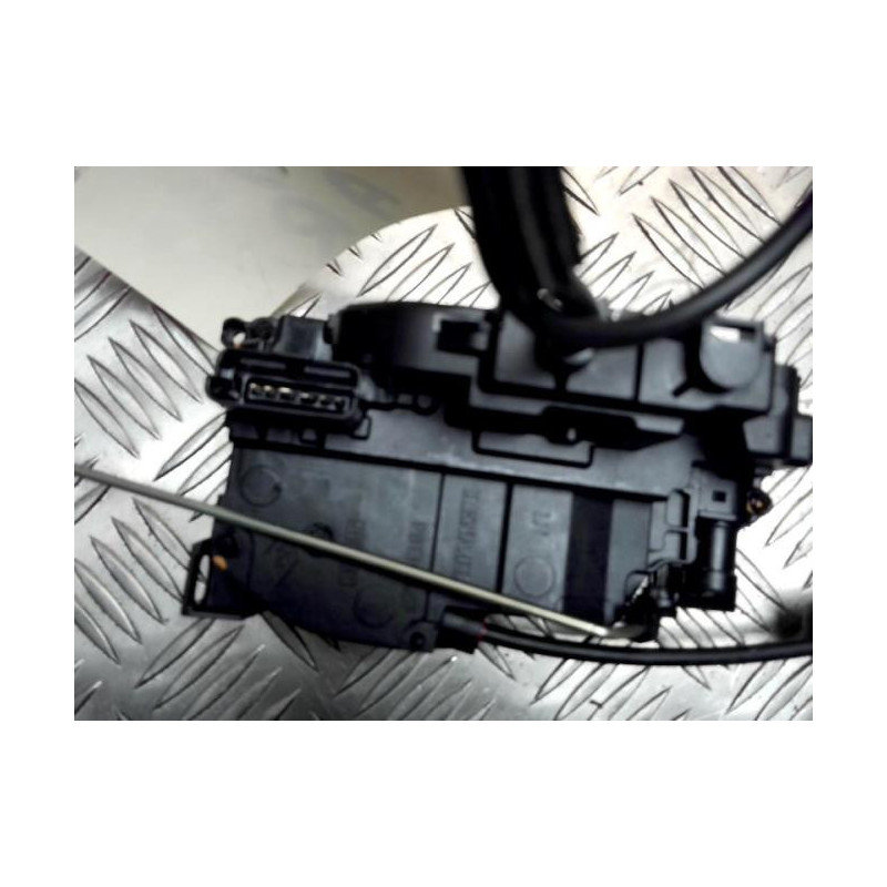 Serrure de porte de coffre gauche RENAULT KANGOO 2 PHASE 2 d’occasion