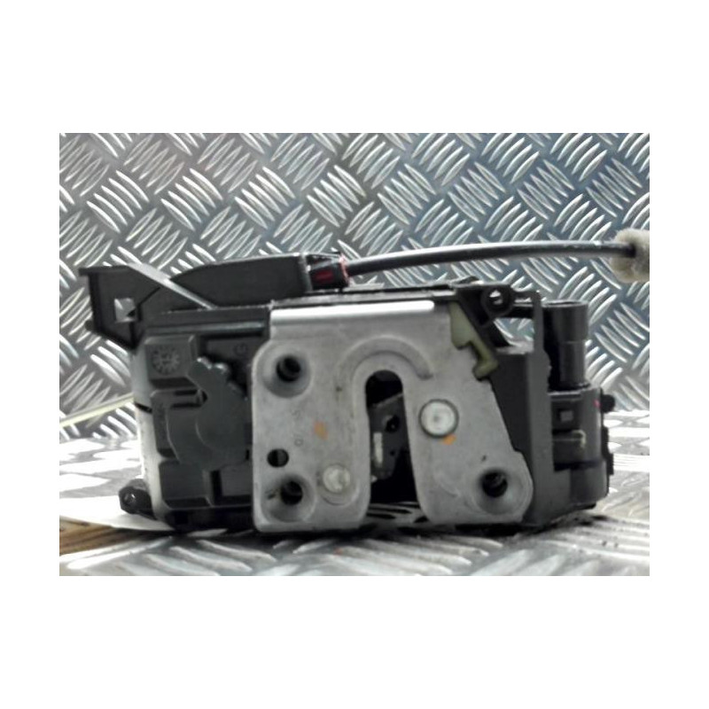 Serrure de porte de coffre gauche RENAULT KANGOO 2 PHASE 2 d’occasion