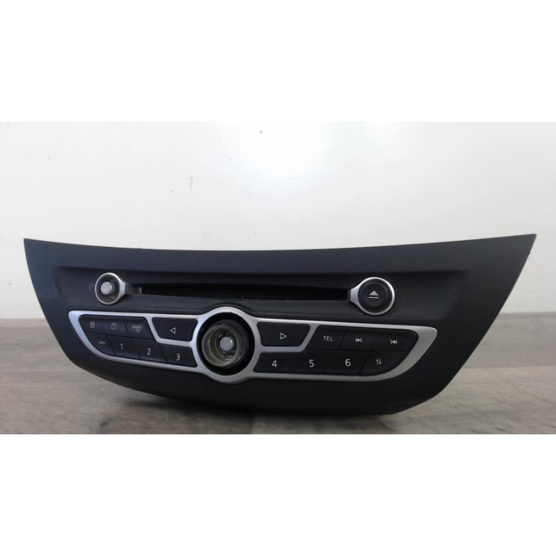 Autoradio d'origine RENAULT LAGUNA 3 PHASE 1 COUPE d’occasion