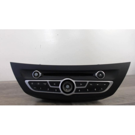Autoradio d'origine RENAULT LAGUNA 3 PHASE 1 COUPE d’occasion