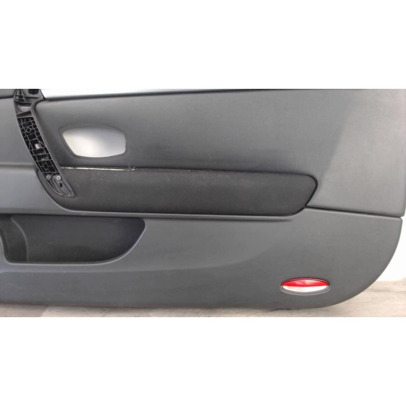 Panneau de porte avant droit RENAULT LAGUNA 3 PHASE 1 COUPE d’occasion