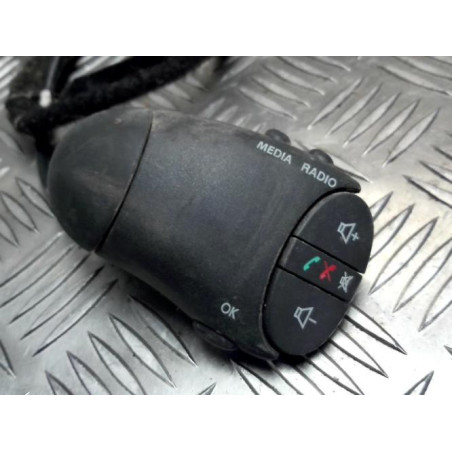 Commande autoradio DACIA DUSTER 1 PHASE 1 d’occasion