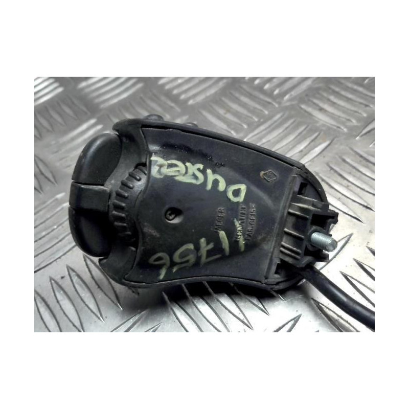 Commande autoradio DACIA DUSTER 1 PHASE 1 d’occasion