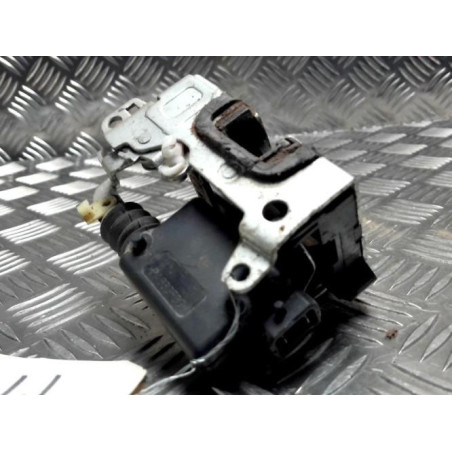 Serrure avant droit DACIA DUSTER 1 PHASE 1 d’occasion