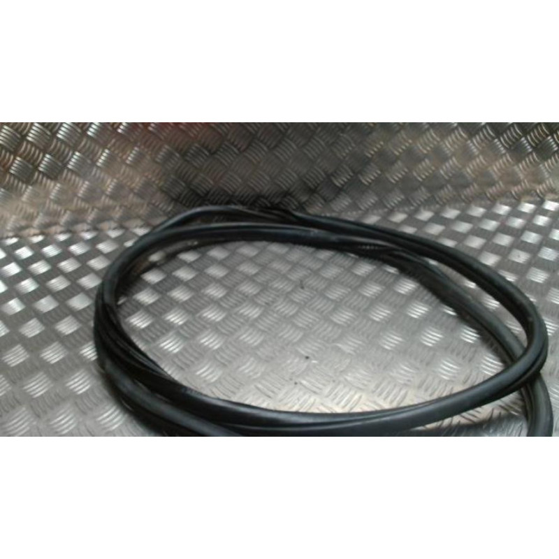 Joint de porte avant gauche BMW SERIE 2 F45 ACTIVE TOURER PHASE 2 d’occasion