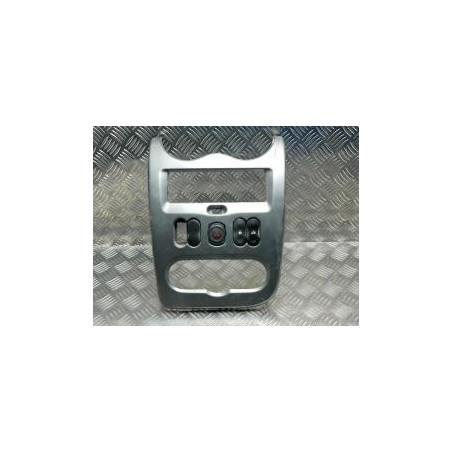 Bouton de warning DACIA DUSTER 1 PHASE 1 d’occasion