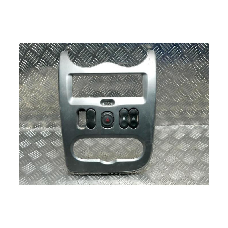 Bouton de warning DACIA DUSTER 1 PHASE 1 d’occasion