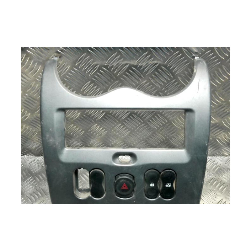 Bouton de warning DACIA DUSTER 1 PHASE 1 d’occasion