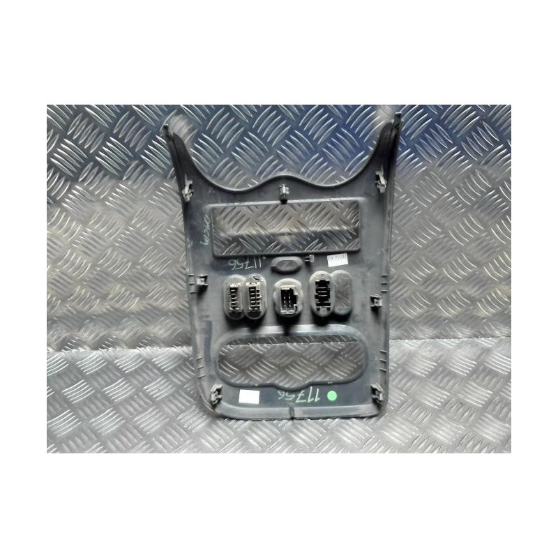 Bouton de warning DACIA DUSTER 1 PHASE 1 d’occasion