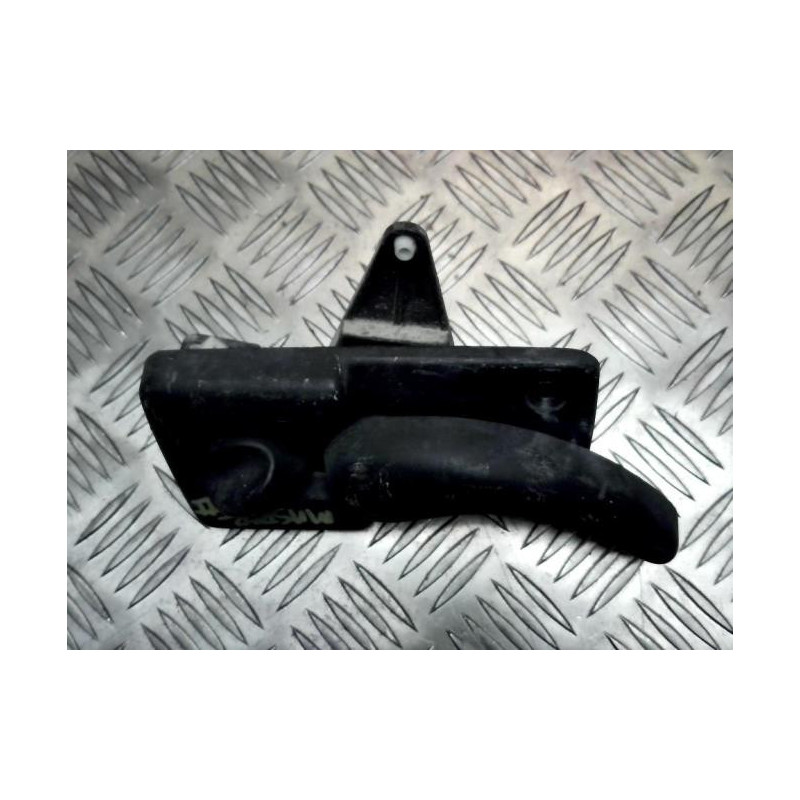 Poignee interieur porte de coffre droite RENAULT  d’occasion