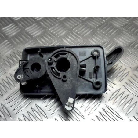Poignee interieur porte de coffre droite RENAULT  d’occasion