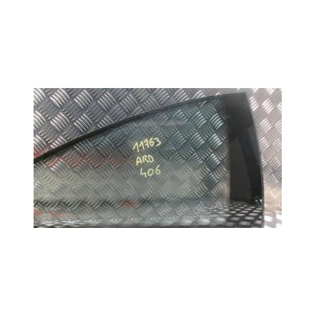 Vitre arriere droit PEUGEOT 406 COUPE d’occasion