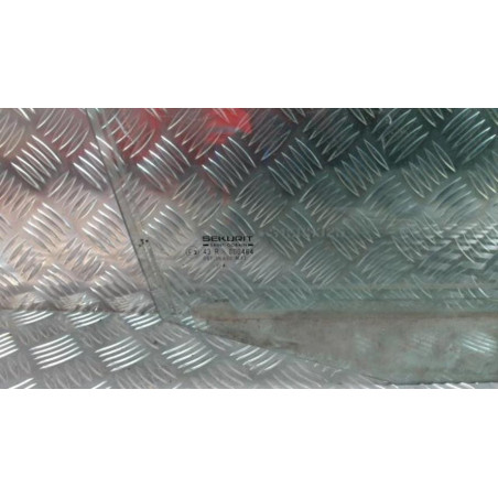 Vitre avant droit PEUGEOT 106 PHASE 2 d’occasion