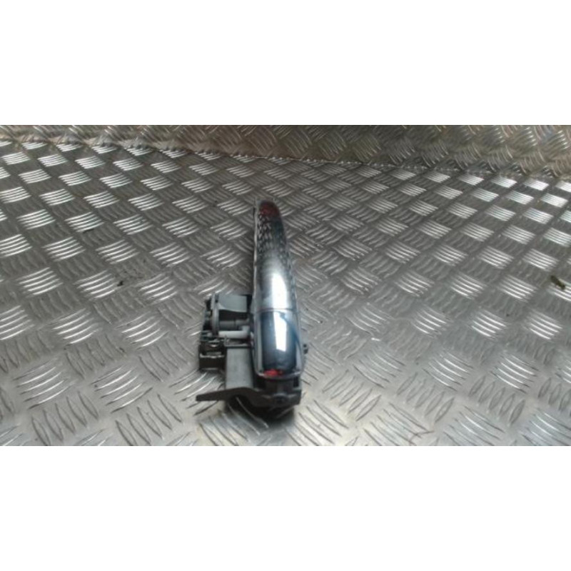 Poignee porte avant droit CITROEN DS3 PHASE 1 d’occasion