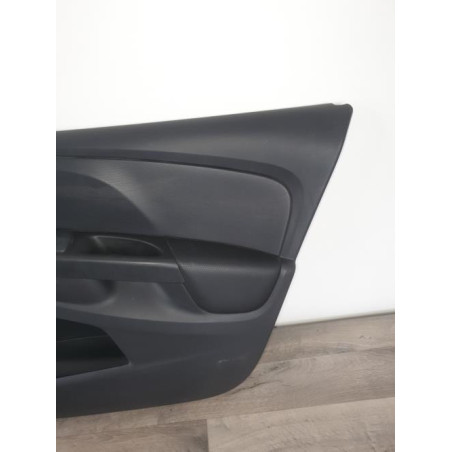 Panneau de porte avant droit RENAULT CLIO 4 PHASE 1 d’occasion