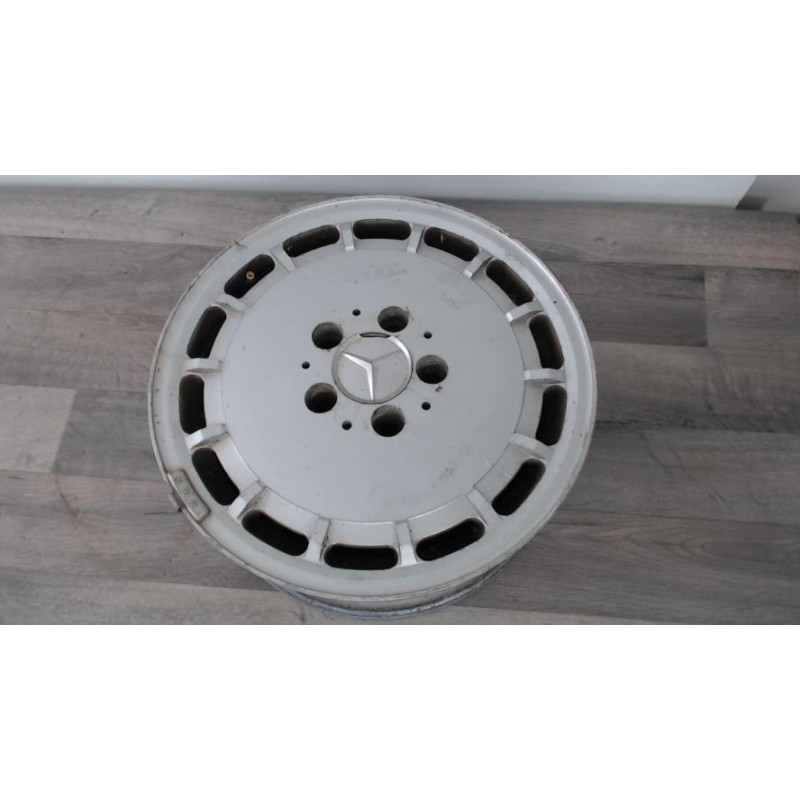 Jante MERCEDES 300 W124 PHASE 1 d’occasion