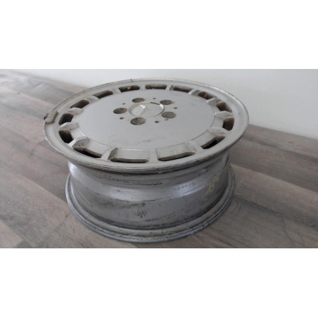 Jante MERCEDES 300 W124 PHASE 1 d’occasion