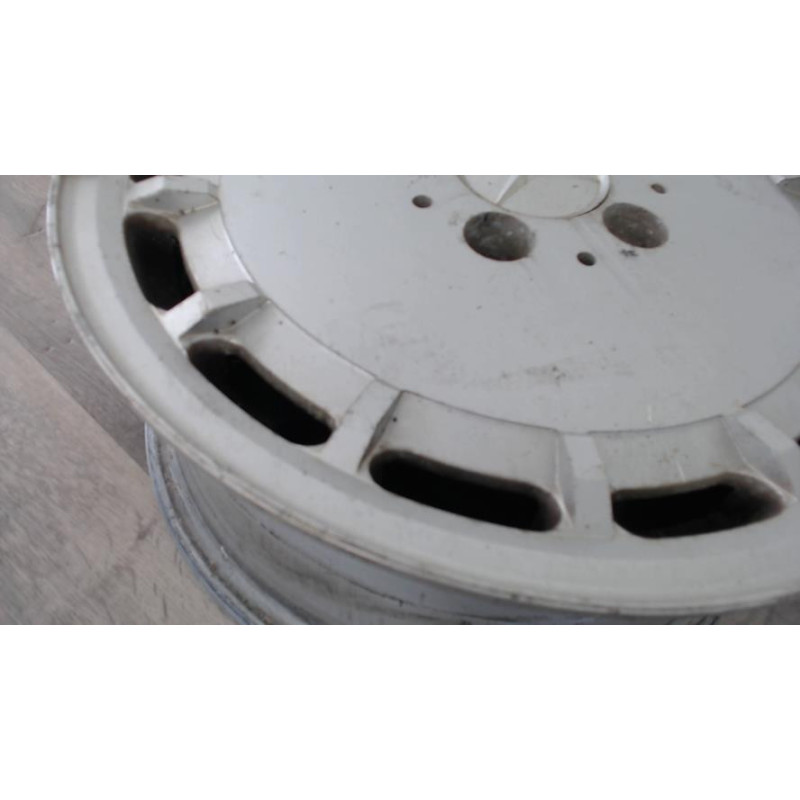 Jante MERCEDES 300 W124 PHASE 1 d’occasion