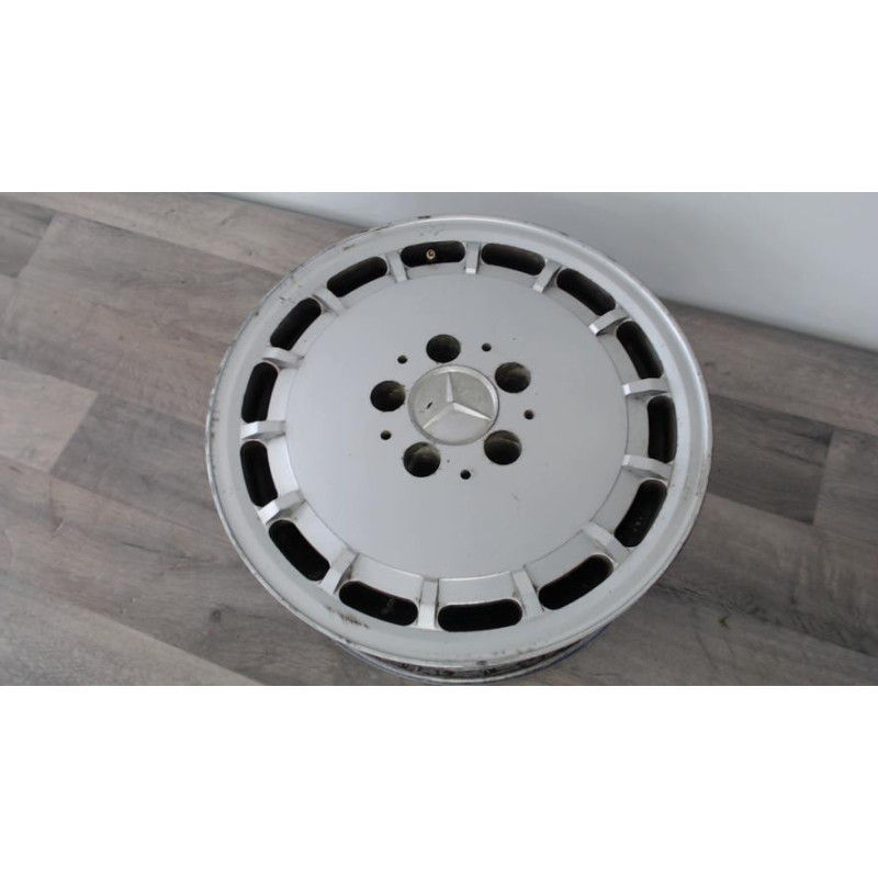 Jante MERCEDES 300 W124 PHASE 1 d’occasion