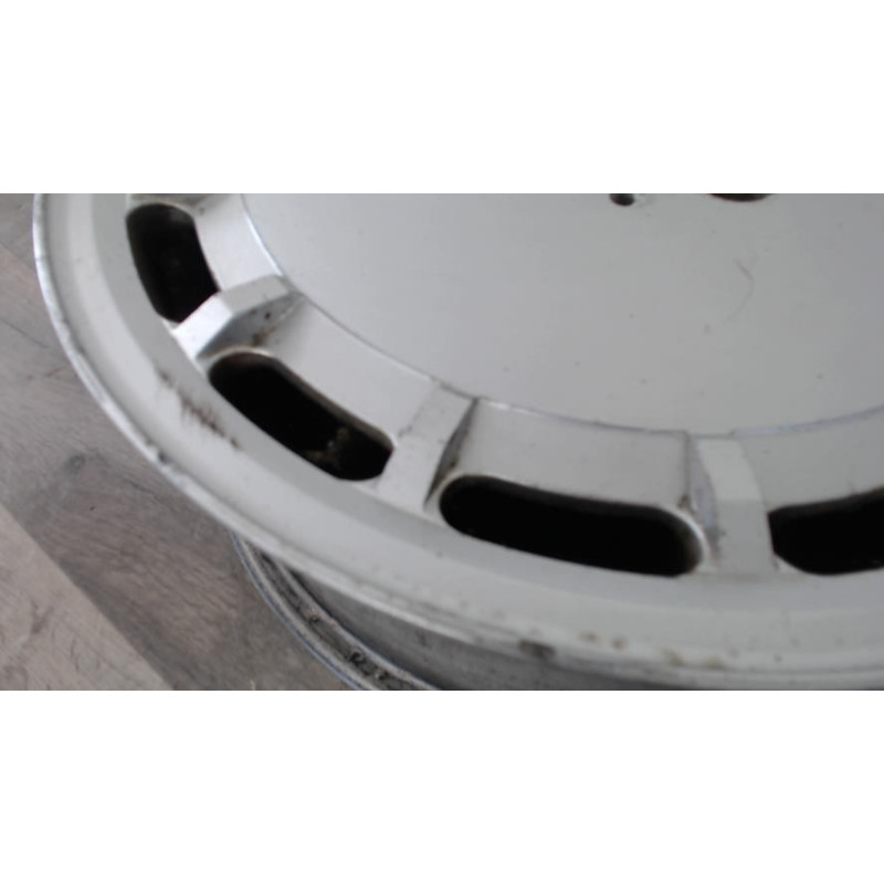 Jante MERCEDES 300 W124 PHASE 1 d’occasion