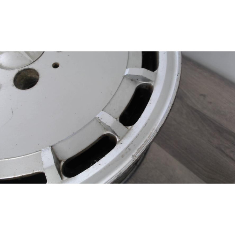 Jante MERCEDES 300 W124 PHASE 1 d’occasion