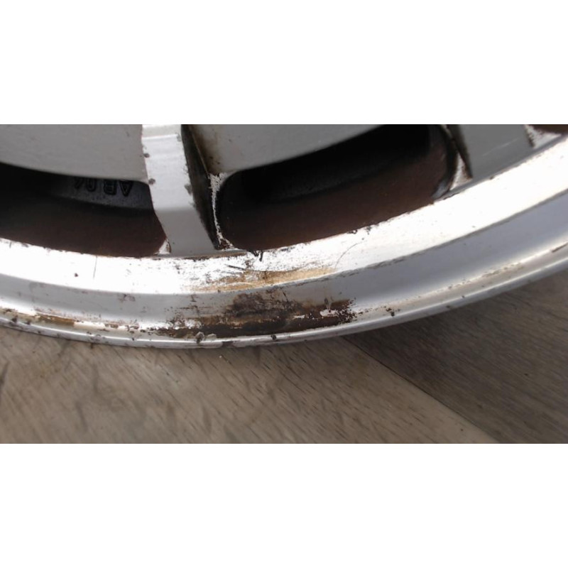 Jante MERCEDES 300 W124 PHASE 1 d’occasion