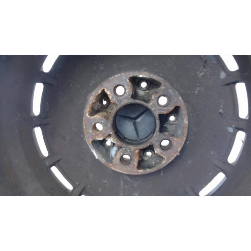 Jante MERCEDES 300 W124 PHASE 1 d’occasion