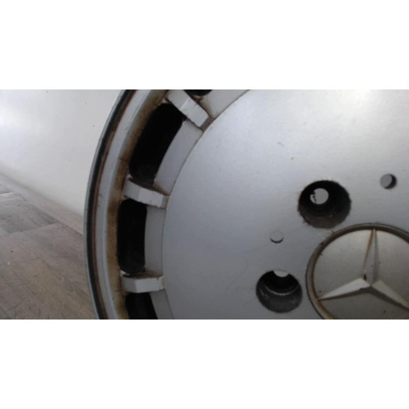 Jante MERCEDES 300 W124 PHASE 1 d’occasion