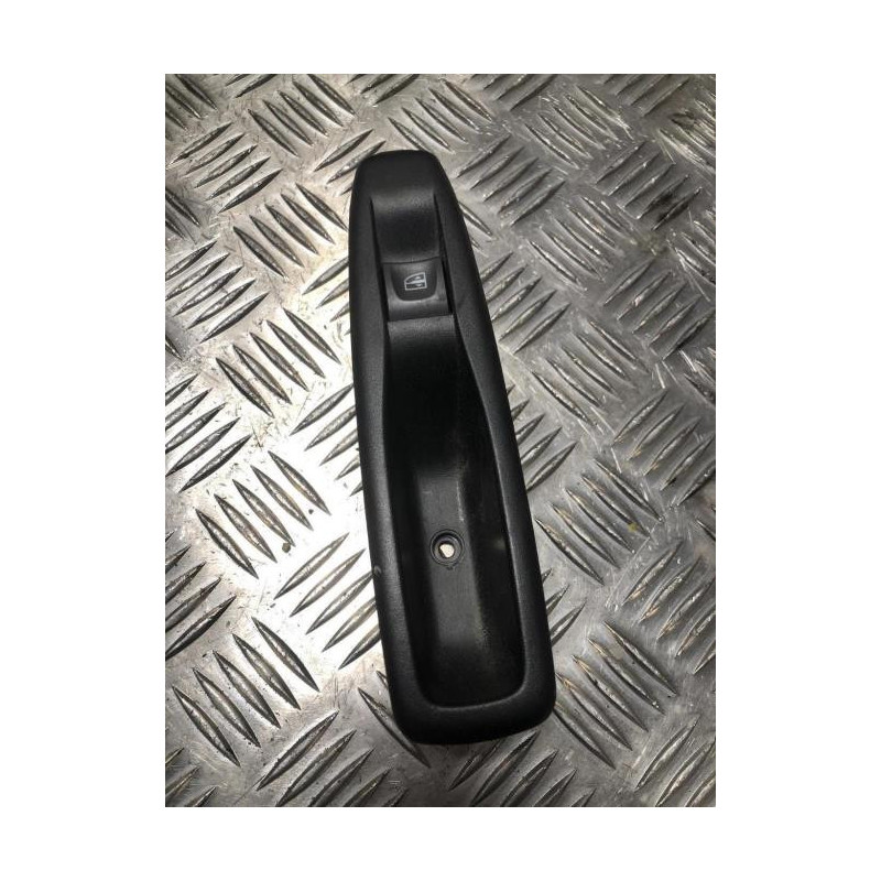 Interrupteur de leve vitre arriere droit RENAULT CAPTUR 1 PHASE 1 d’occasion