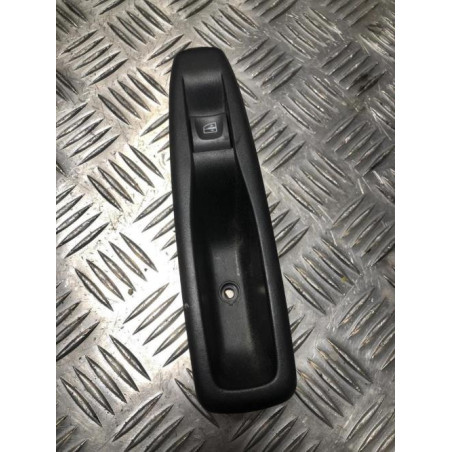 Interrupteur de leve vitre arriere droit RENAULT CAPTUR 1 PHASE 1 d’occasion
