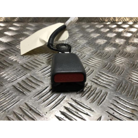Attache ceinture arriere gauche HYUNDAI TUCSON 2 PHASE 2 d’occasion