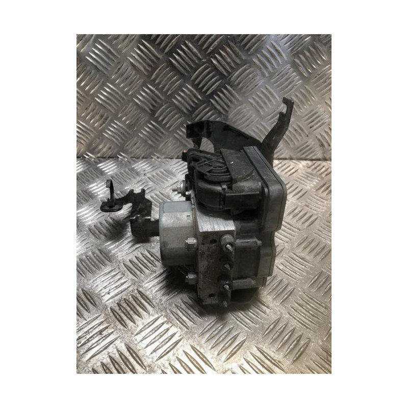 Bloc ABS (freins anti-blocage) RENAULT CAPTUR 1 PHASE 1 d’occasion