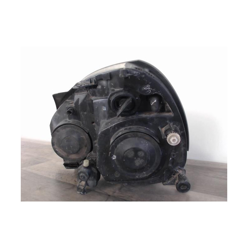 Optique avant principal droit (feux)(phare) RENAULT CLIO 2 PHASE 2 d’occasion