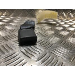 Attache ceinture arriere centrale HYUNDAI TUCSON 2 PHASE 2 d’occasion