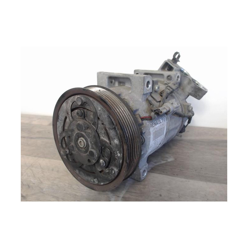 Compresseur clim RENAULT CLIO 4 PHASE 1 d’occasion