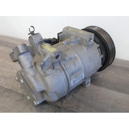Compresseur clim RENAULT CLIO 4 PHASE 1 d’occasion