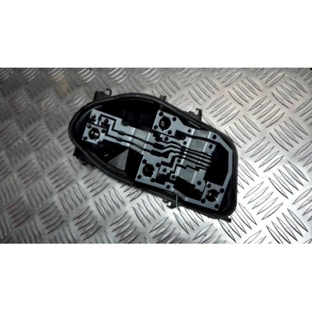 Platine feu arriere droit RENAULT CLIO 3 PHASE 1 d’occasion