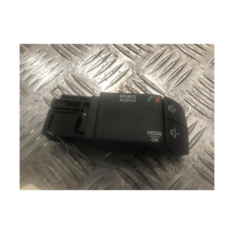 Commande autoradio RENAULT CAPTUR 1 PHASE 1 d’occasion