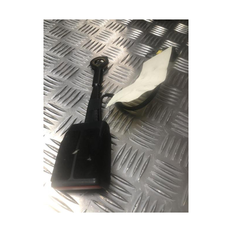 Attache ceinture avant droit PEUGEOT 2008 2 d’occasion