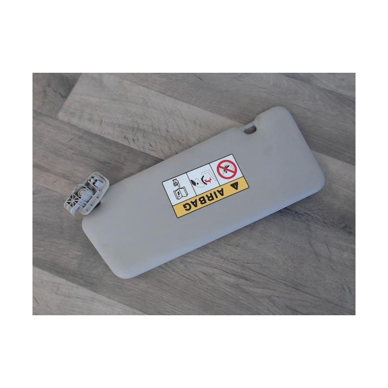 Pare soleil droit RENAULT CLIO 4 PHASE 1 d’occasion