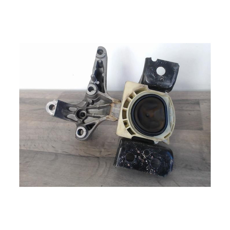 Support moteur RENAULT CLIO 4 PHASE 1 d’occasion