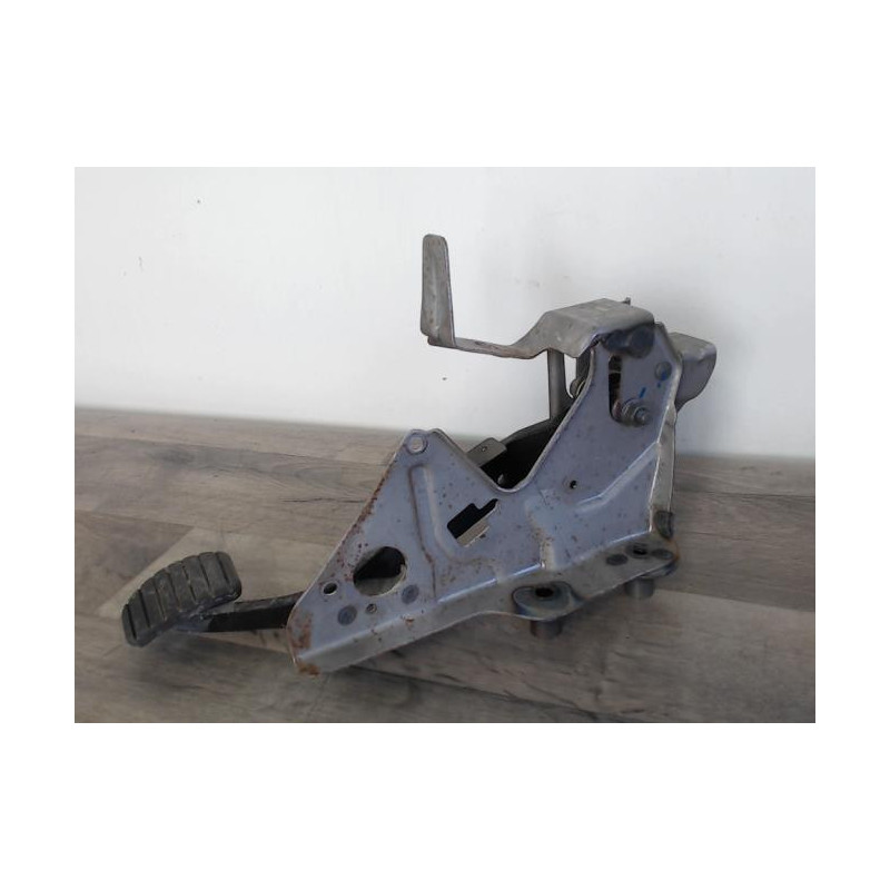 Pedale de frein RENAULT CLIO 4 PHASE 1 d’occasion
