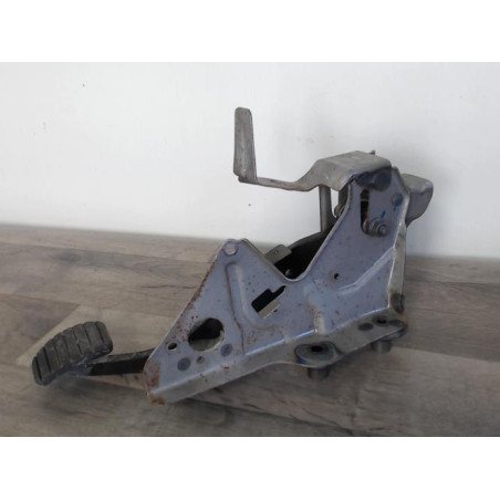 Pedale de frein RENAULT CLIO 4 PHASE 1 d’occasion